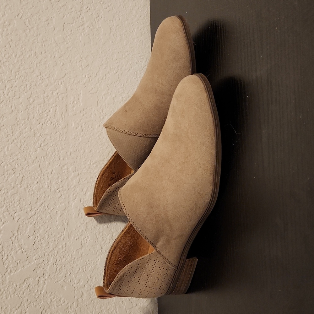 Dr. Scholl's Ruler Slip-On Tan Suade Size 9